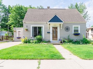 1314 Grant Ave, Grand Haven, MI 49417