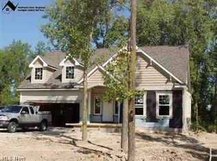 1260 N Lost Lake Dr, Pt Clinton, OH 43452