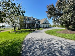 1417 Diamond Station Rd, Ephrata, PA 17522