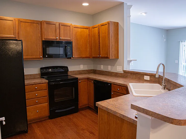 8312 Pilots View Dr — Photo 5