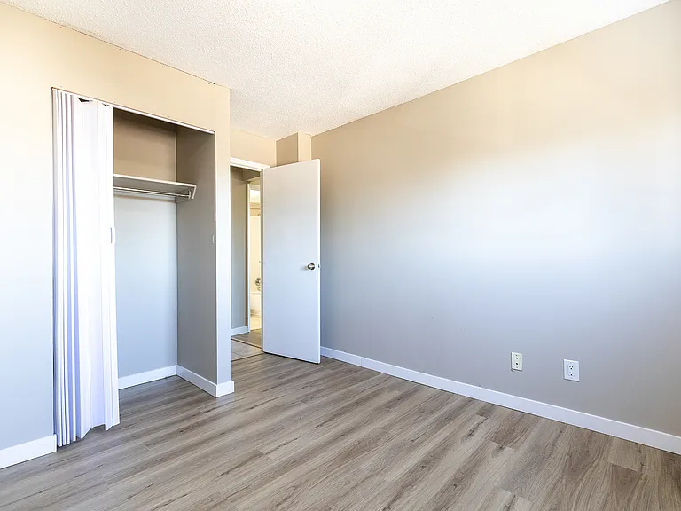 2501 15th St SW — Photo 8