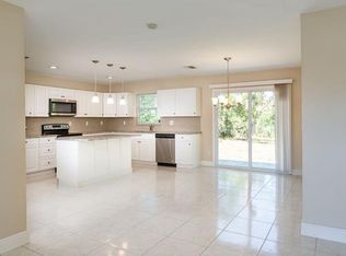 5305 Confederate Dr, Naples, FL 34113