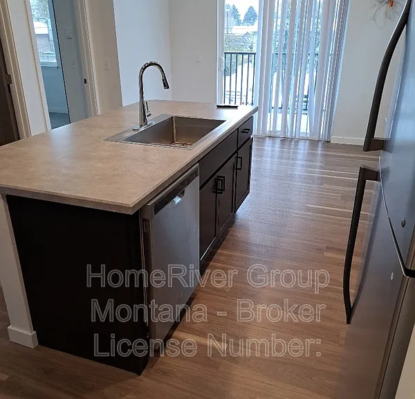 1524 S 11th St W #100 — Photo 5