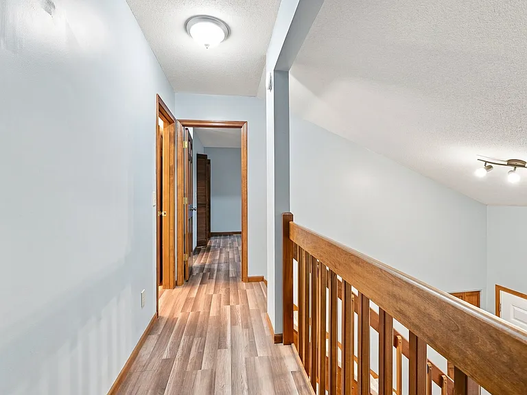 6032 Sawmill Woods Dr — Photo 16