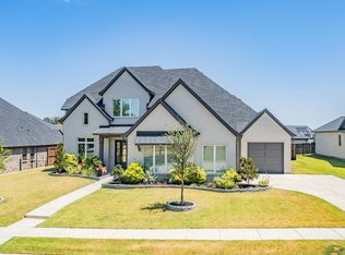 324 Carrington Dr, Argyle, TX 76226