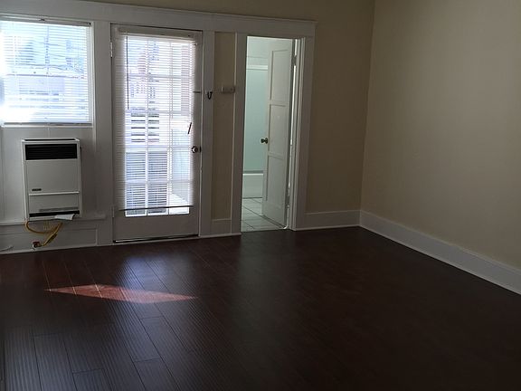 5th image of 842 S Berendo St APT 8