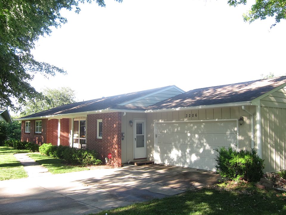 1st image of 3206 Joy Cir