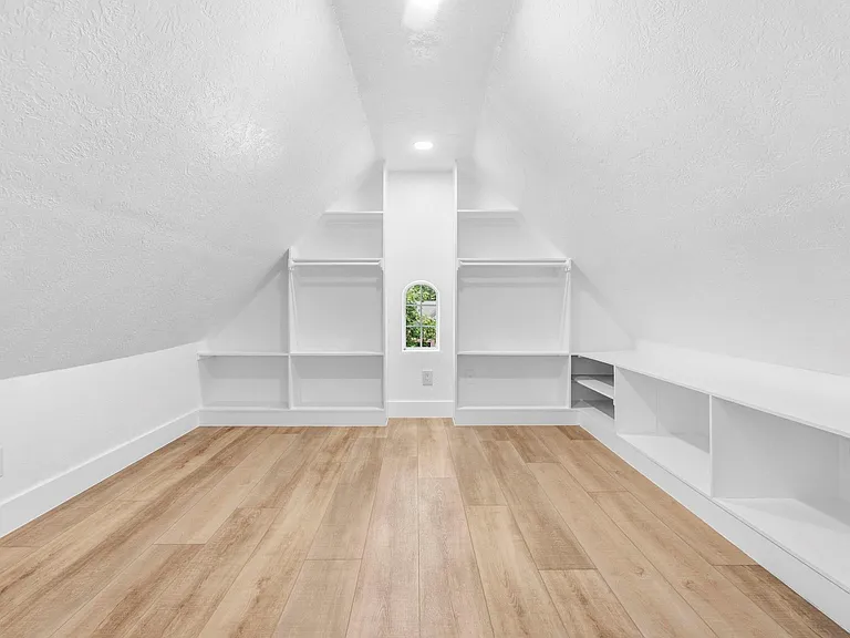 138 W Stockbridge Landing Cir — Photo 27