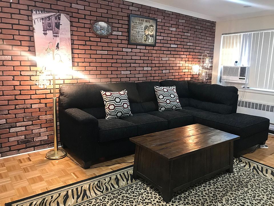 1st image of 1544 Marine Pkwy Floor 1