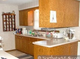 525 School St NW, Elk River, MN 55330