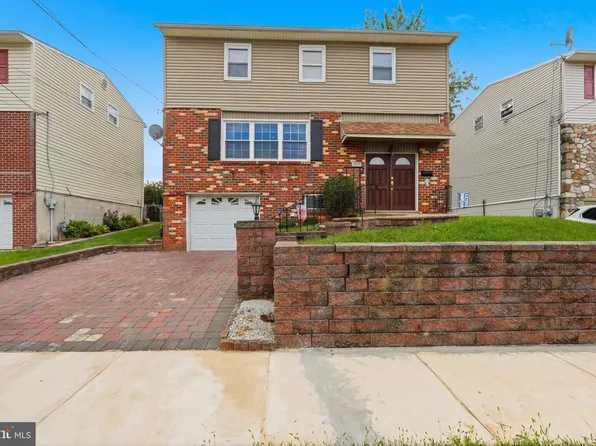 1977 Merlin Rd #0, Philadelphia, PA 19116