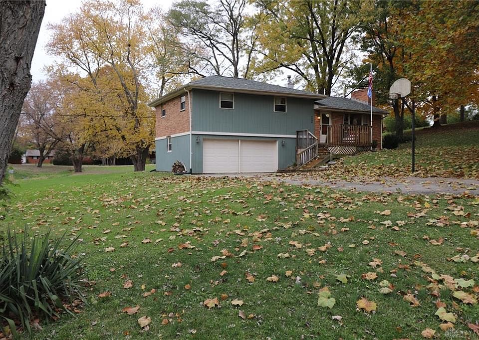 1st image of 4084 Carondelet Dr