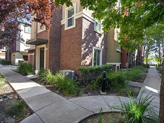 4th image of 1339 Lee Pl