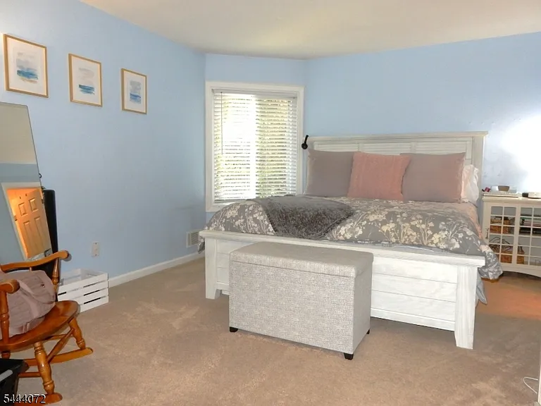 51 Edinborough Ct — Photo 9