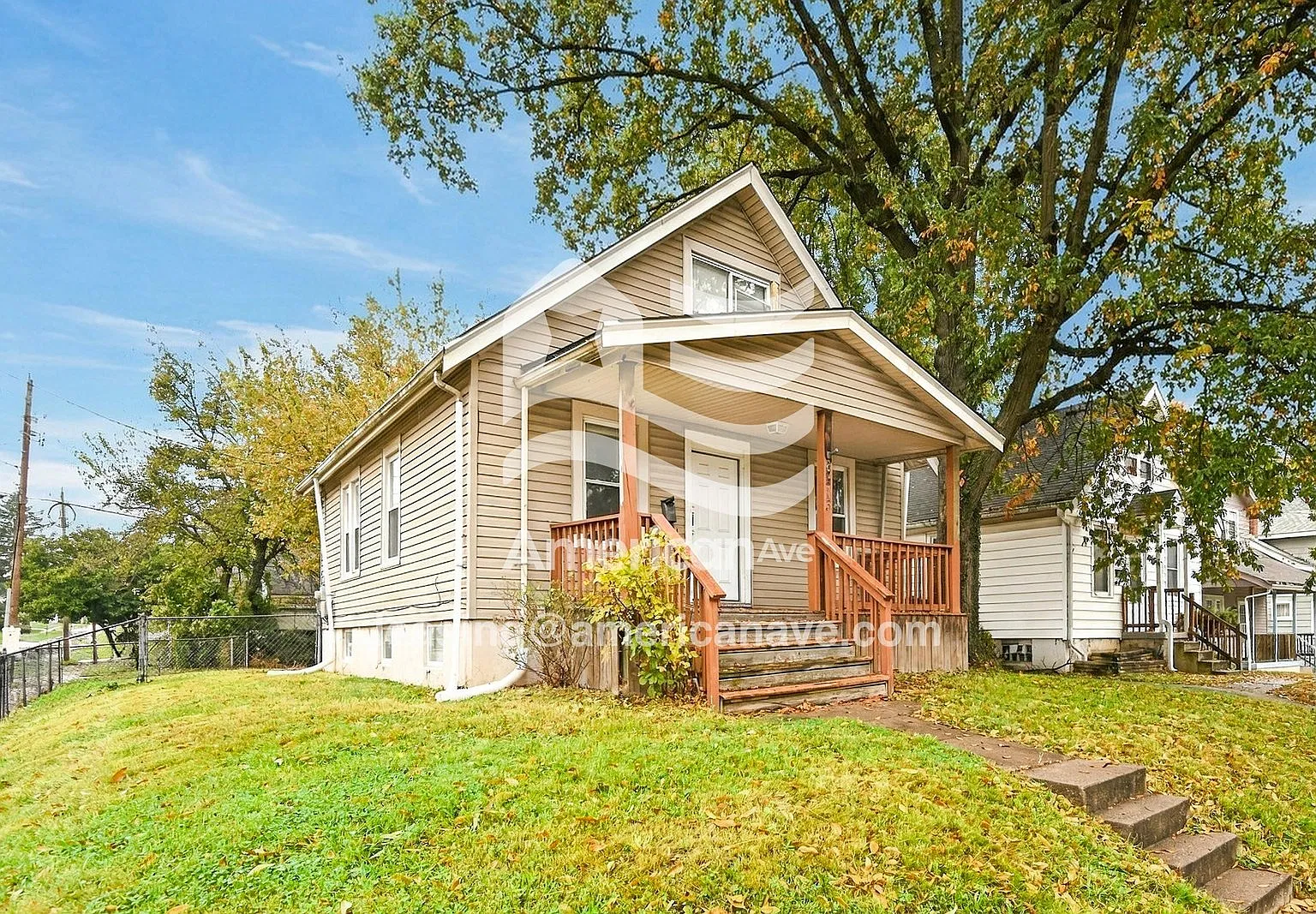 2 bed, 1.0 bath, 1188 sqft, $1,247 — Photo 2