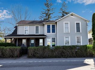 7168 Rapids Rd, Lockport, NY 14094