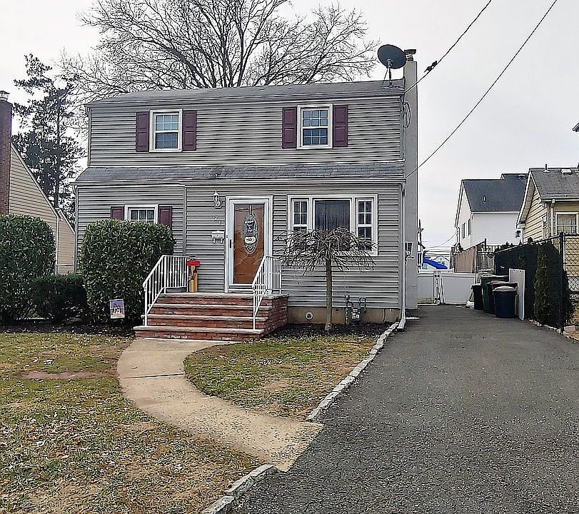 2nd image of 23 Furber Ave