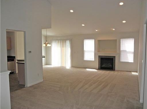 2nd image of 2628 Bluewater St