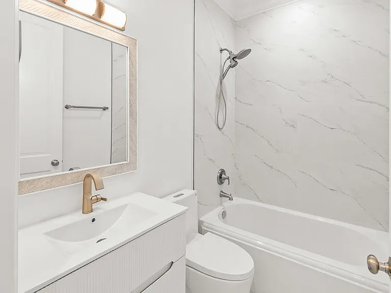 47 SW Osceola St #206 — Photo 22