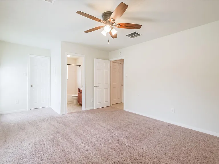 6811 Gonzales Point — Photo 22