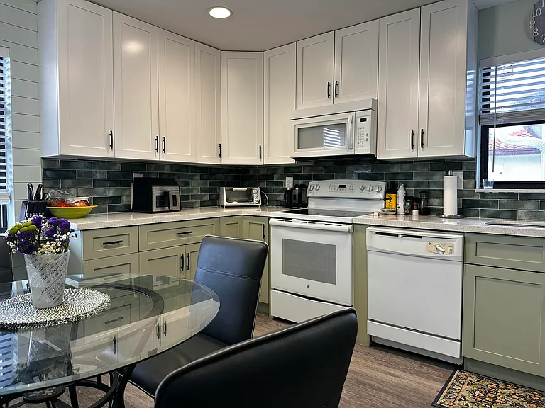 6142 SE Landing Way #16 — Photo 41