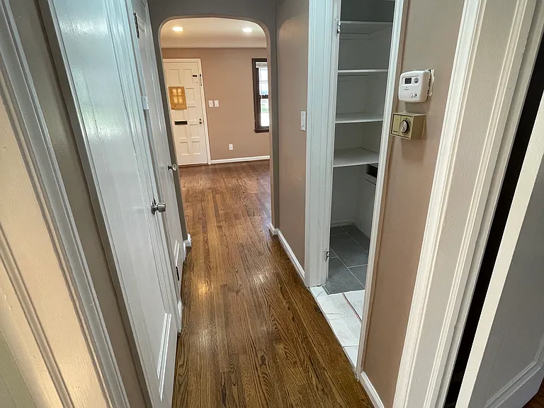 22785 Arlington St — Photo 10