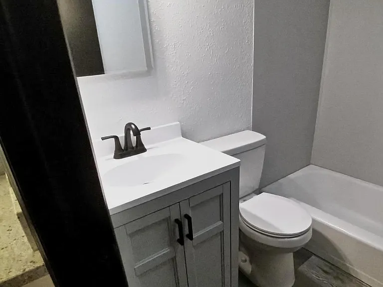 510 Main St #5 — Photo 11