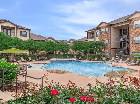 Hudson Trails Apartments