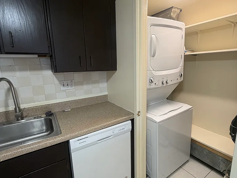 9709 Docena Dr — Photo 7