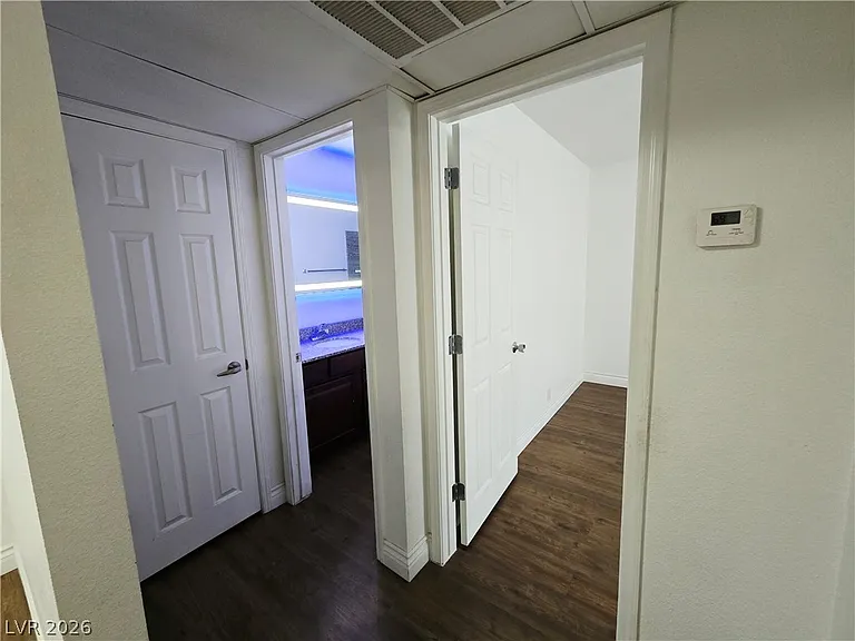 5081 River Glen Dr #104 — Photo 17