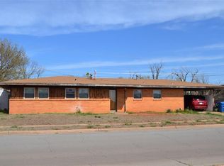 104 Cherokee Trl, Foss, OK 73647