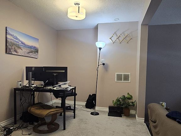 5th image of 6 Loconder Dr #15