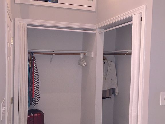 2 master closets+storage