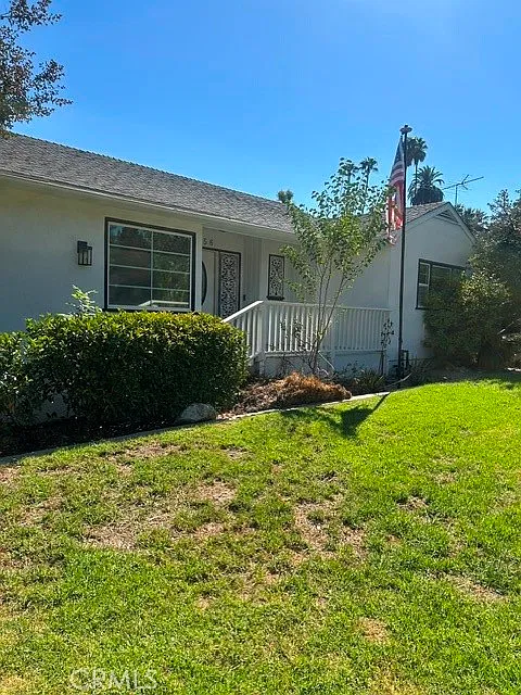 3 bed, 2079 sqft, $4,000 — Photo 2