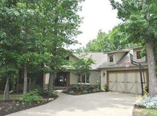 8079 Stone Crest Rd, Bentonville, AR 72712