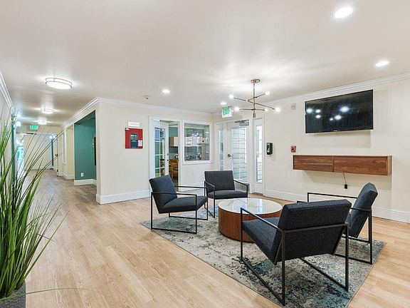 4th image of 600 J St APT 320