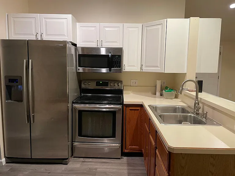 1811 Eastport Dr — Photo 26