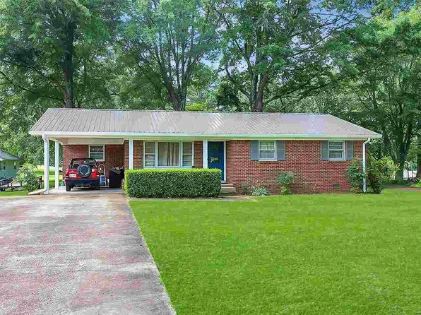 248 Fairview St, Paris, TN 38242