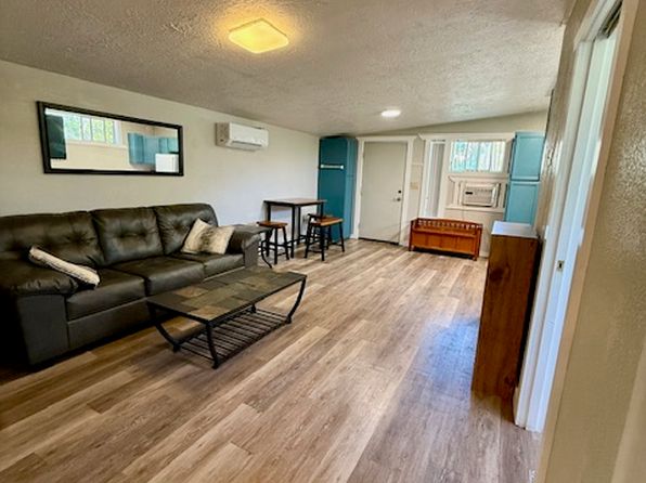 496 Juan Ct #B