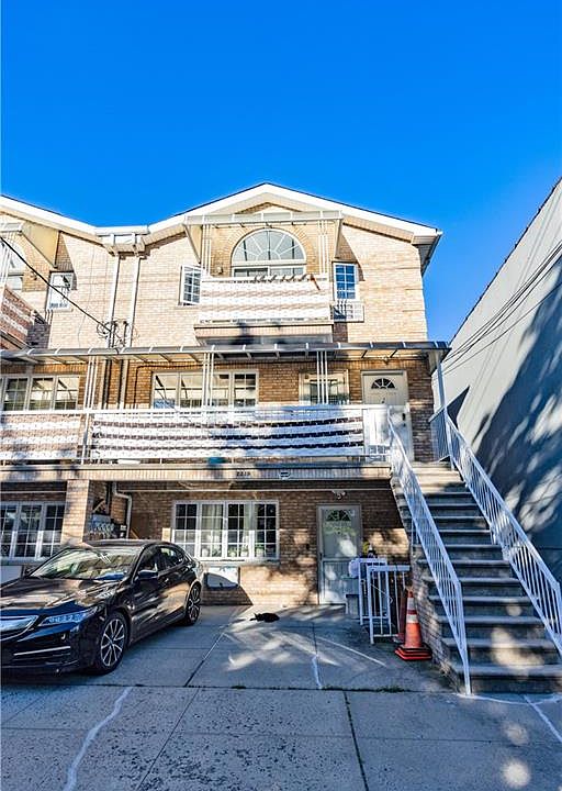 1st image of 2319 E 13th St #2A