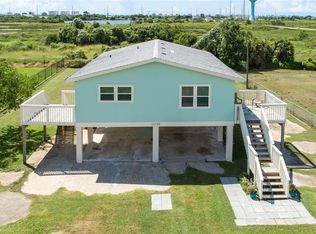 12149 Ostermeyer Rd, Galveston, TX 77554