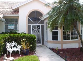 182 Saint James Way, Naples, FL 34104