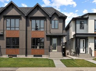 8138 S 47th Ave NW, Calgary, AB T3B1Z5