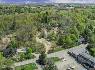 22 Main St N, Halton Hills, ON L7G 3G8