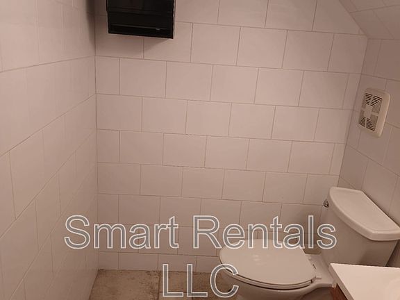 4th image of 2311 S Big Bend Blvd