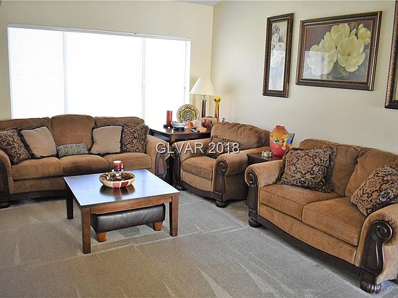 4th image of 309 Vista Glen St