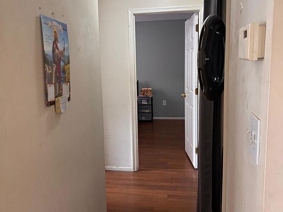 5th image of 510 Cypress Ln