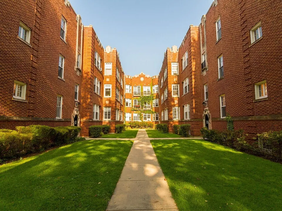 929 Michigan