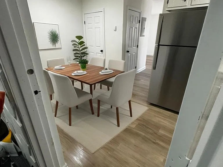 31 Vine Street — Photo 2