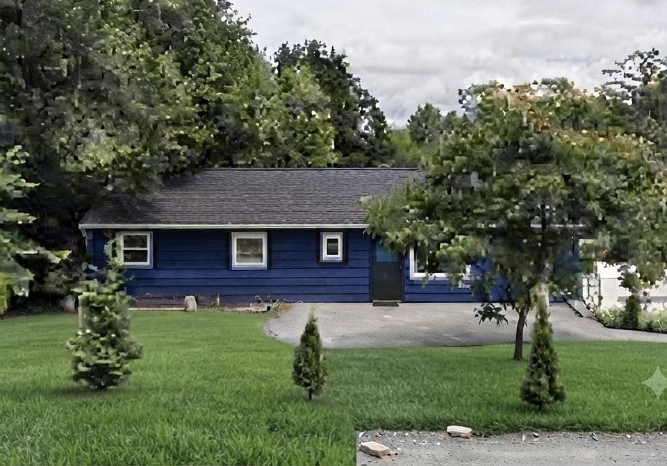 1st image of 2325 Raleigh Dr